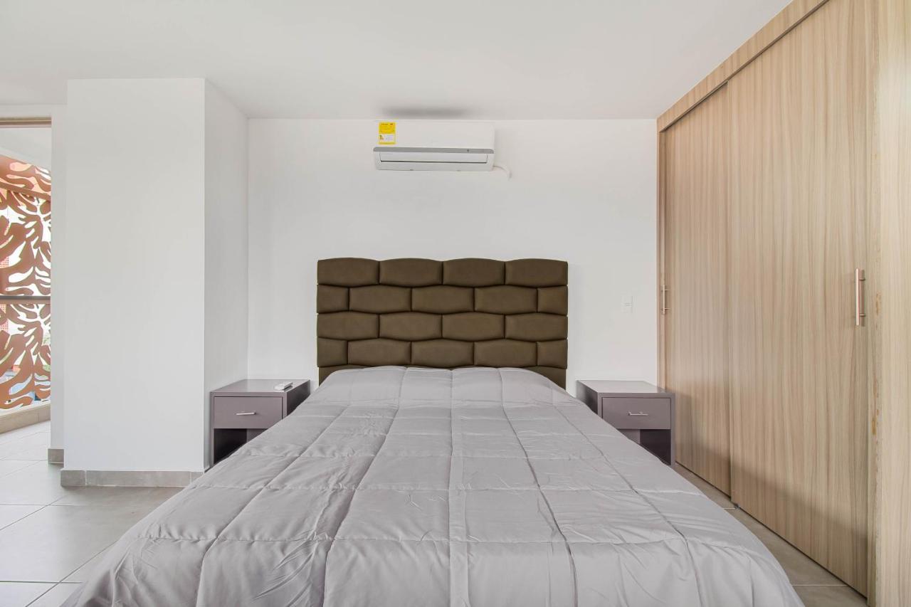 Camelot Apartahotel Medellín Esterno foto