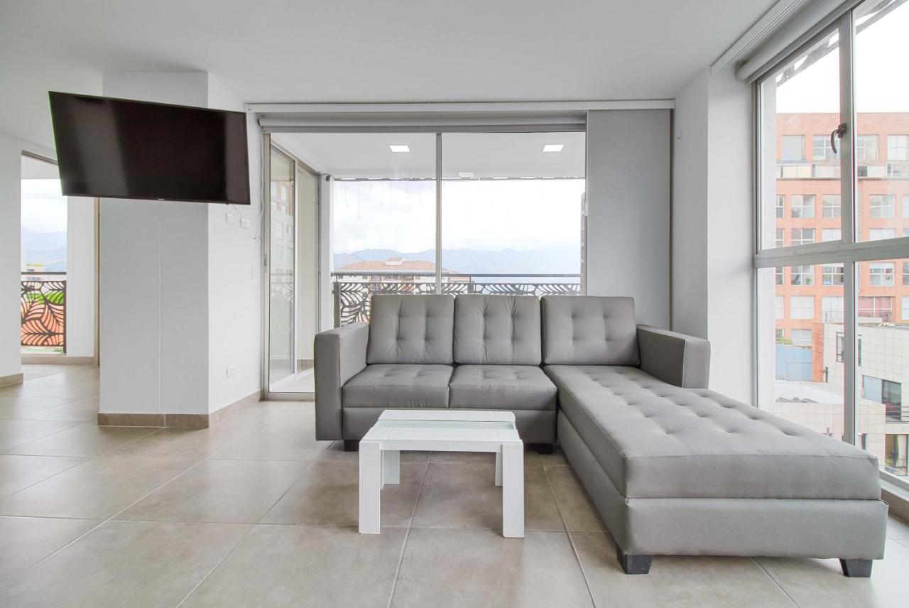 Camelot Apartahotel Medellín Esterno foto