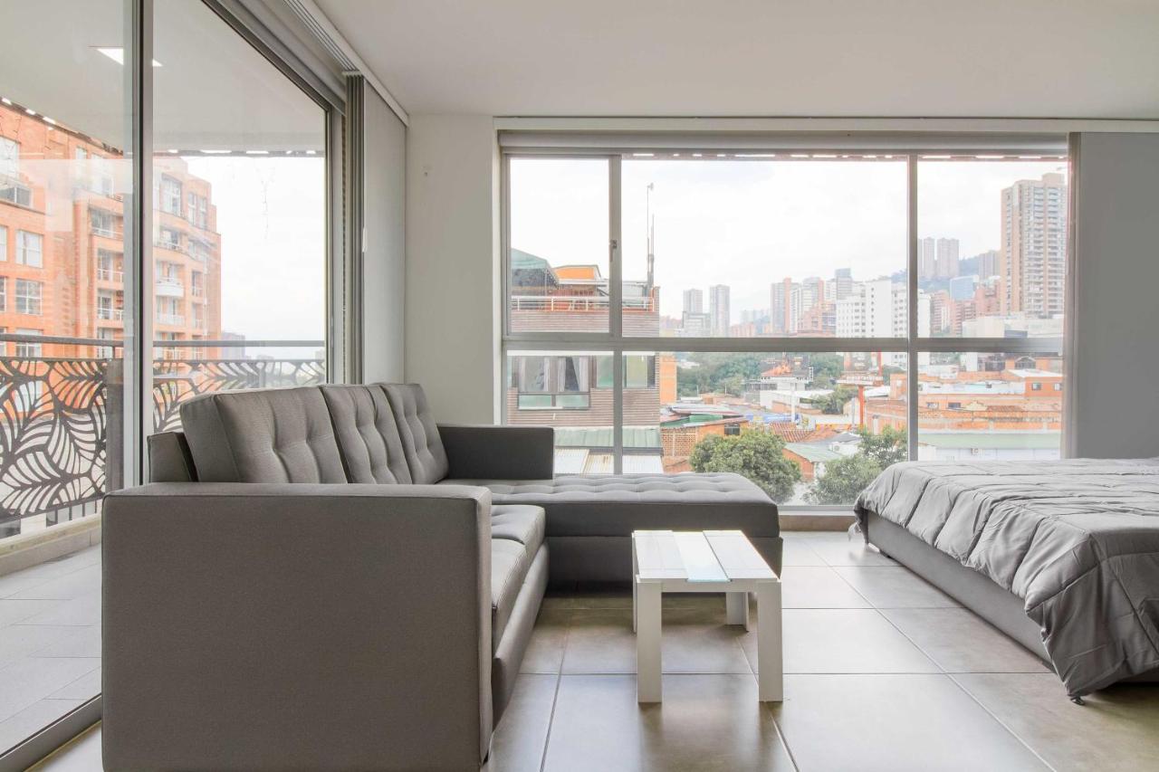 Camelot Apartahotel Medellín Esterno foto