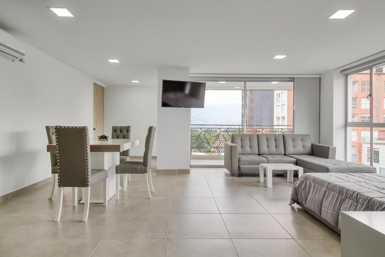 Camelot Apartahotel Medellín Esterno foto