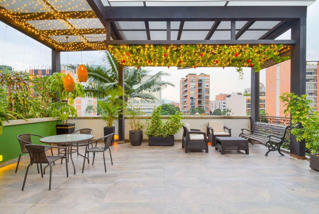 Camelot Apartahotel Medellín Esterno foto
