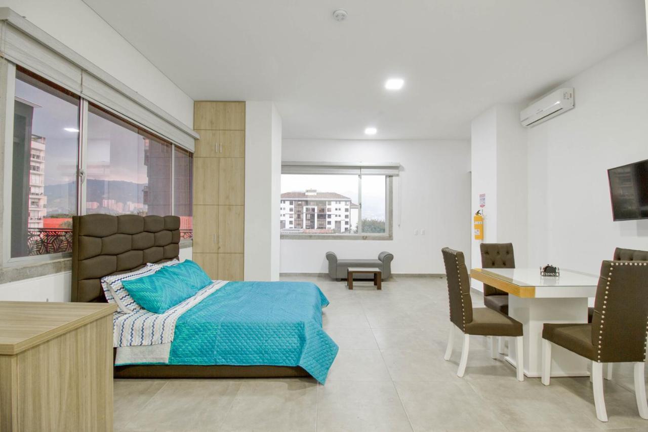 Camelot Apartahotel Medellín Esterno foto
