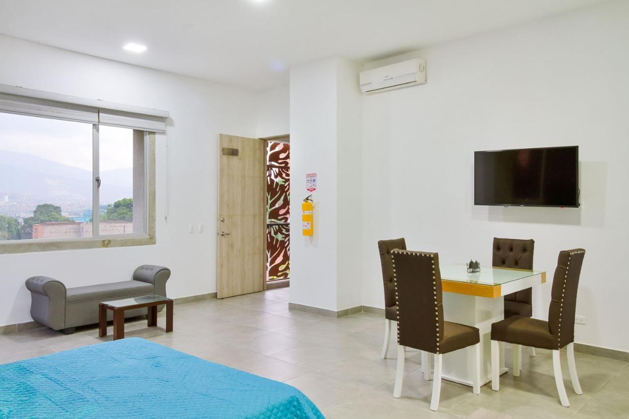 Camelot Apartahotel Medellín Esterno foto