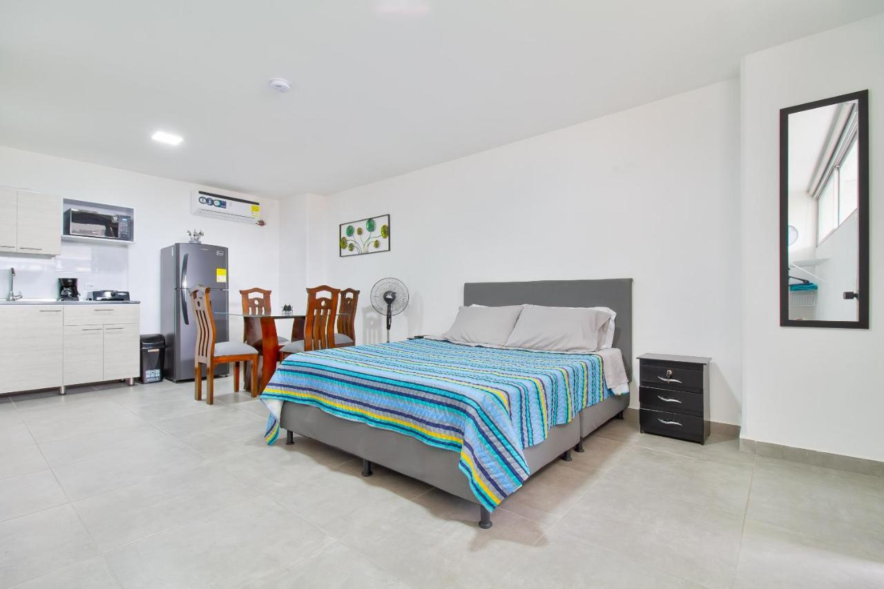 Camelot Apartahotel Medellín Esterno foto